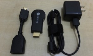 HDMIマイクロ変換アダプタ、chromecast本体、USBケーブル、電源アダプタ